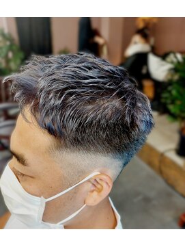 エルノア 小田急相模原(L;noah) フェードカット/ブリーチ