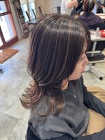 ビヨウシツ ポスタ&nbsp;【30代40代】白髪ぼかしハイライト/レイヤーカット　正木ゆかり