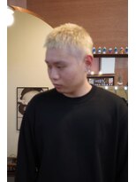 エディ(Edy)&nbsp;スパイキーショートケアブリーチ眉毛カット抜け感ブロンド岡山