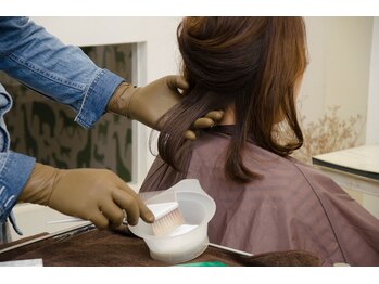 ヘアーメイクチョキチョキ(Choki Choki)の写真/透明感グレイカラーで白髪カバー◎丁寧なカウンセリングで理想の色味へ♪