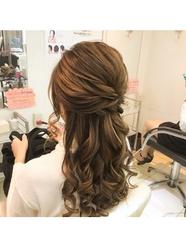 ヘイルジューシー(hail JUICY) 大人ハーフアップ