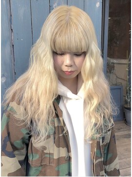 マギーヘア(magiy hair) ホワイトブロンド［magiyhair西部笑］