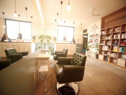 ヘアードレッシングハコニワ(hairdressing haconiwa.)の写真