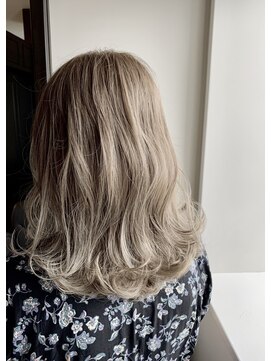 サロンドラ(Salon de La.) ダブルカラー