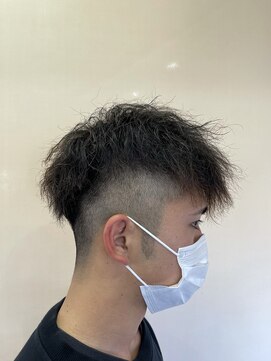 ヘアーサロン ポニー ツイストパーマ