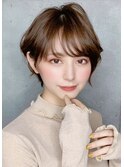 ひし形シルエット　外ハネ　ショートボブ