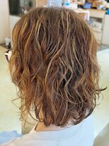 ヘアープロデュース ケー(HairProduceK)&nbsp;20代30代40代ナチュラルハイライト立体感ミルクティベージュ