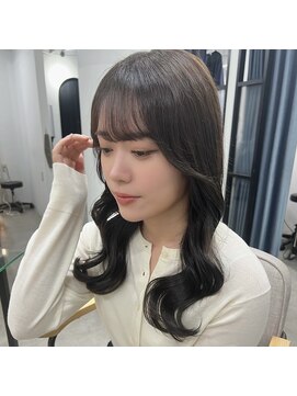 アム 表参道(am) オリーブグレージュ【小顔薄めバンググレージュレイヤーロング】