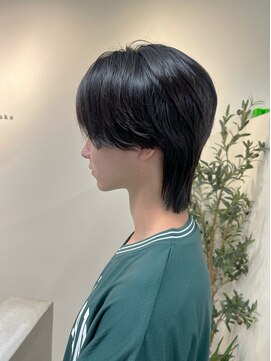 ユニ 江坂(Uni.) センターパートウルフ シースルーマッシュ  カルマパーマ