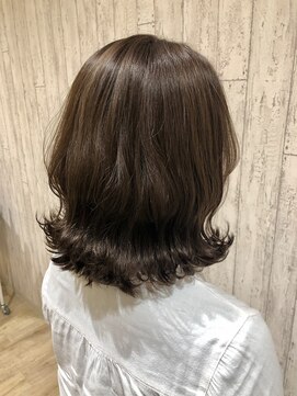 ヌー 一宮(nuu) くびれボブ×アッシュブラウン