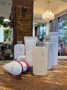 オム ヘアー(Hommes Hair)の写真/【人気の炭酸スパ】お湯が炭酸水に！爽快感たっぷりのヘッドスパ×癒しの空間で日頃の疲れもリフレッシュ☆