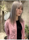 ハイトーングレージュ
