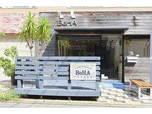 ビィーハ(BeHA)の雰囲気（陽の光が差し込む店内でごゆっくりお過ごしください♪）