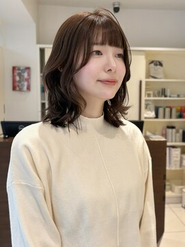 バサ 江古田店(BASSA) ふわっとミディアムレイヤー【会話控えめ美容師Runa】