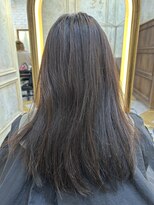 リリー 鷺沼店(RILLY) 〈キシタクヘアー〉切りっぱなしボブ×ハイライトピンクベージュ