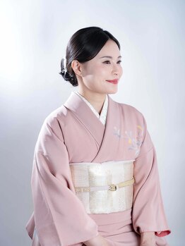 美容堂の写真/ヘアメイクと着付けをセットで。着物に合うヘアとメイクをプロが提案し楽々支度♪