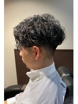 エヌドットバーバー ヒロオ(N.BARBER HIROO)&nbsp;スパイラルパーマ　サイドグラデーション＜広尾/恵比寿＞