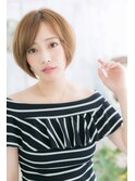 アシンメトリーかきあげバング艶カラー小顔ショートウルフa1