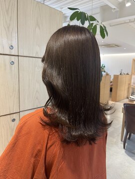 アドラーブル 万代店 (adorable) 20代30代40代ブリーチなしオリーブベージュくびれスタイル