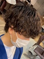 フィフス 栄(fifth)&nbsp;波巻きスパイラルパーマメンズマッシュツーブロックメンズパーマ