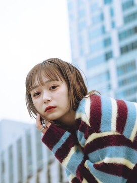 リノ 金山(Rino) デザインカラー/レイヤーカット/ウェットヘア/オリーブベージュ