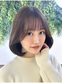 美髪ピンクブラウンショートカット韓国顔周り切りっぱなしボブ