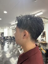 トゥーミー(to mee)&nbsp;【メンズ】束感抜群！アップバングツーブロショート♪【小松】