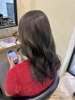 アルター(aL ter)&nbsp;アッシュグレージュ【ネビージュ/小顔/ワンレン】