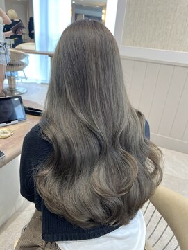 ジーナ 渋谷本店(Zina) ブリーチなしで出来る色落ちも可愛いオリーブグレージュ【Shion