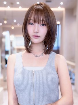 アンスリウム 吹田(Anthurium) ミディアムレイヤー/大人可愛い/髪質改善/シースルーバング
