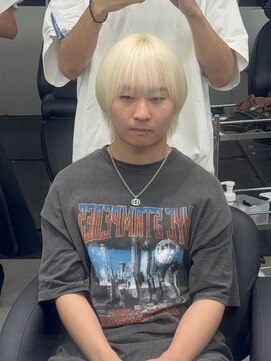 ペレ 渋谷(PELE) MEN’S HAIR/ブルーブラック/フェザーパーマ/渋谷