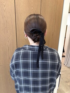 イーズ(ease.) カチモリヘア／リボンアレンジ／タイトアレンジ