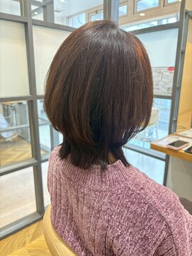 くびれ小顔ハッシュカットボブスタイル×透明感ブラウンカラー