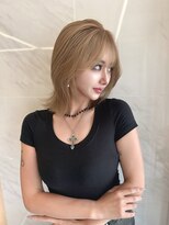 キティー サカエ(kiti SAKAE)&nbsp;ベージュ/ボブ/ハッシュカット/栄/レイヤーカット