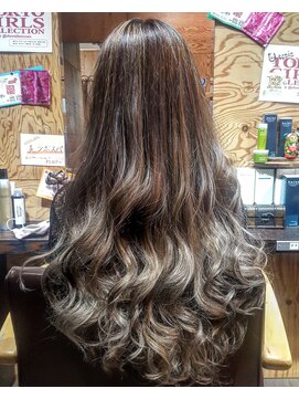 ユートピア(U topia) 外国人風グラデーションカラー/ハイライト