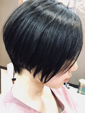 アットウィルヘアー(at will hair) すっきりショートボブ