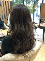 ベルポートヘア(Bellport hair)&nbsp;透明感オリーブアッシュカラー