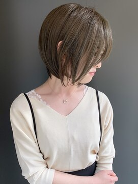 ラウンジ モリオ イケブクロ(Lounge MORIO Ikebukuro) 【morio池袋】前下がり透け感ショート♪ピスタチオカラー