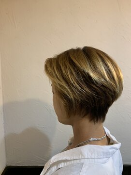 ヘア(hair) ナチュラルショート