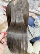 キュアキュア(Cure2)&nbsp;「アディクシーカラー」グレージュと「ULTOWAトリートメント」