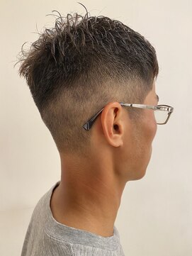 コワファースト 大分(COIFF1RST) ソフトフェードカット