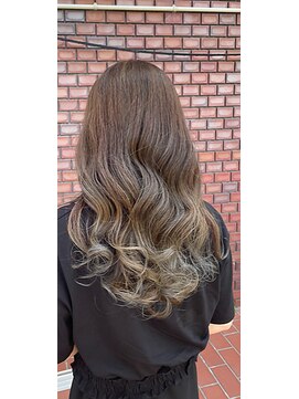 ヘアーメイク レガーレ(Hair make Legare) グレージュカラー