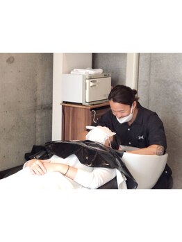 《ヘッドスパ資格保持》日々の疲れを癒すオイルマッサージで思わず眠ってしまうほどの癒しのひと時をー。