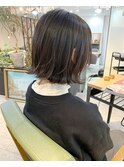 【Look at】20代30代40代切りっぱなしボブアッシュグレージュ