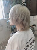hair color  White