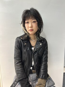 ヴェイン 渋谷(vain) ★くびレイヤー黒髪エモージュ小顔レイヤーロンググレーベージュ