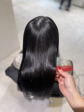 エミュスト(Emuest) 髪質改善トリートメント