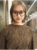 ケアブリーチハイトーングレージュカラーボブ