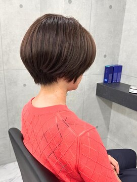 エンディアリング 東銀座(Endearing) ★レイヤーカット イメチェン 美髪 ホワイトブロンド