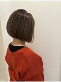 切りっぱなしボブ、艶カラー